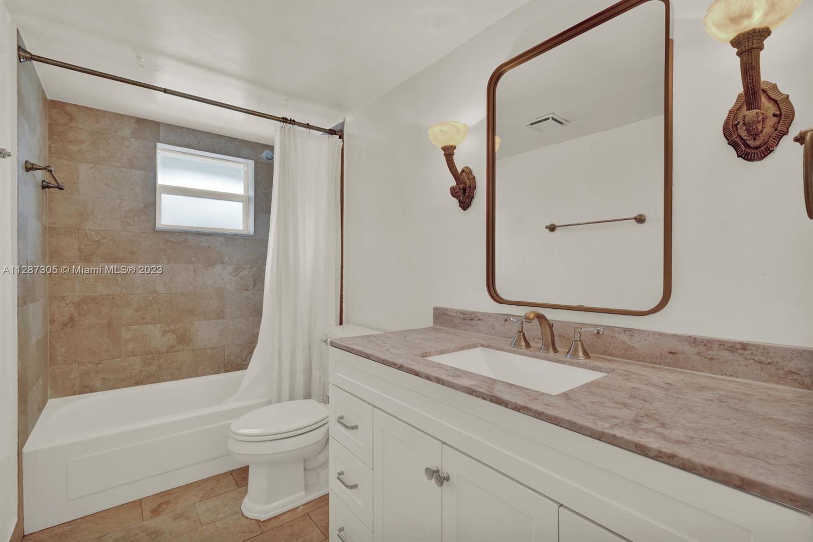 100 EDGEWATER Dr # 303