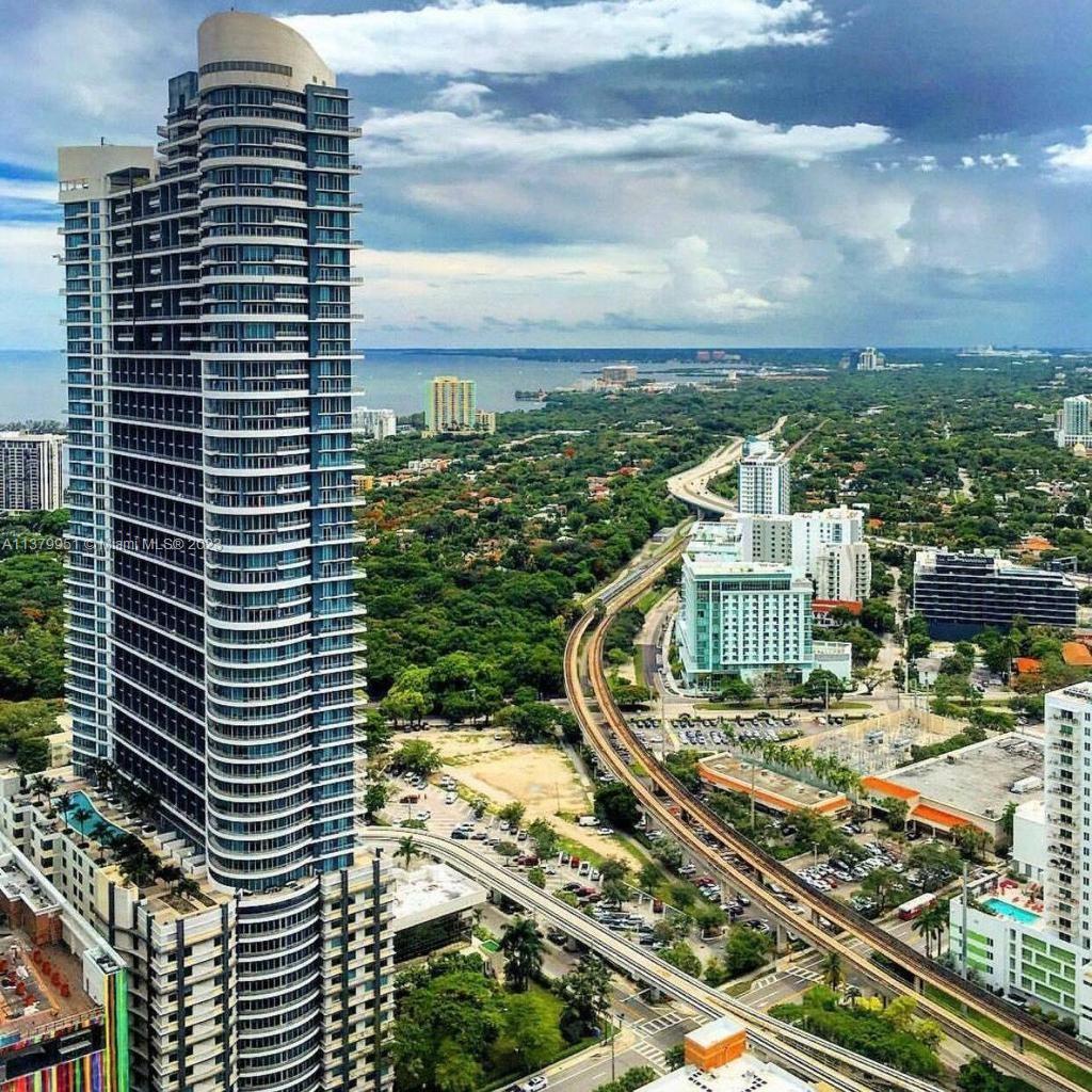 60 SW 13th St # 2413