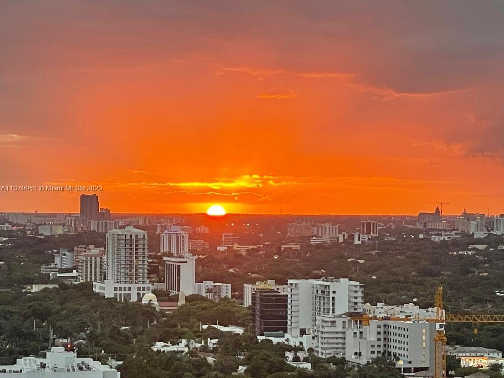 60 SW 13th St # 2413