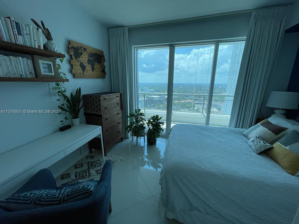 60 SW 13th St # 2413