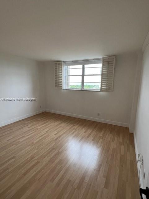 90 Edgewater Dr # 1210