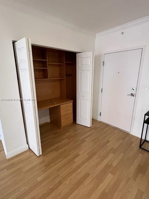 90 Edgewater Dr # 1210