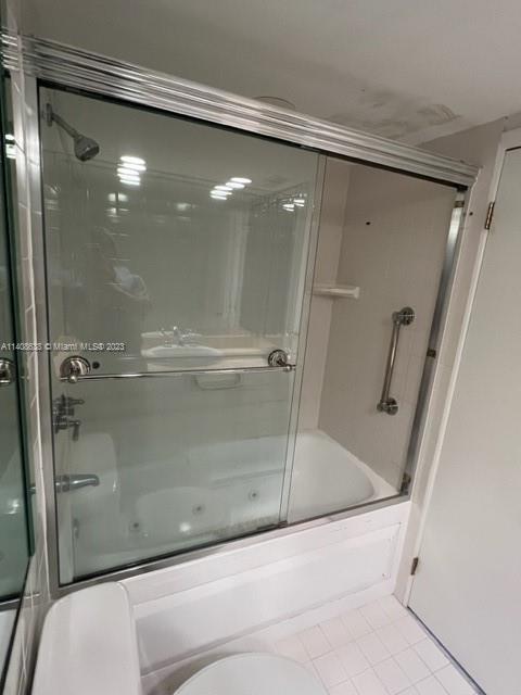 90 Edgewater Dr # 1210