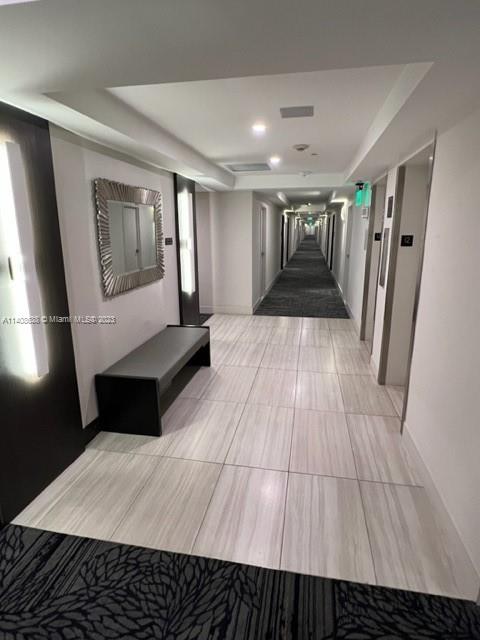 90 Edgewater Dr # 1210