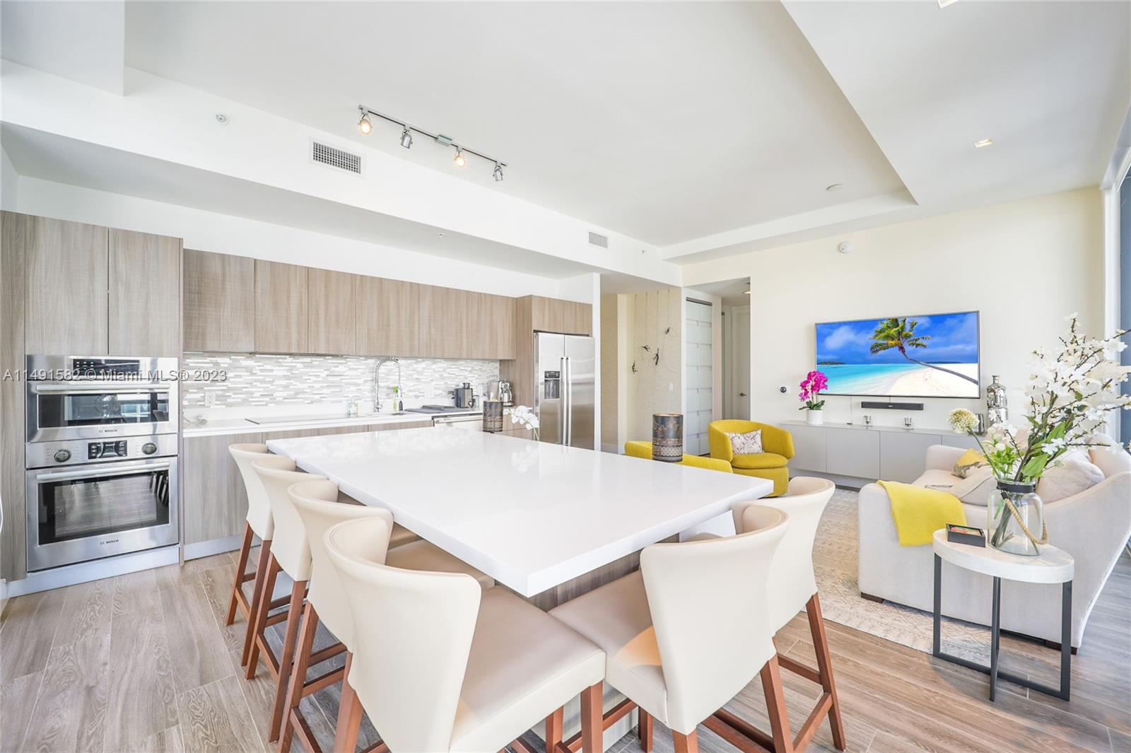 201 SW 17th Rd # 801