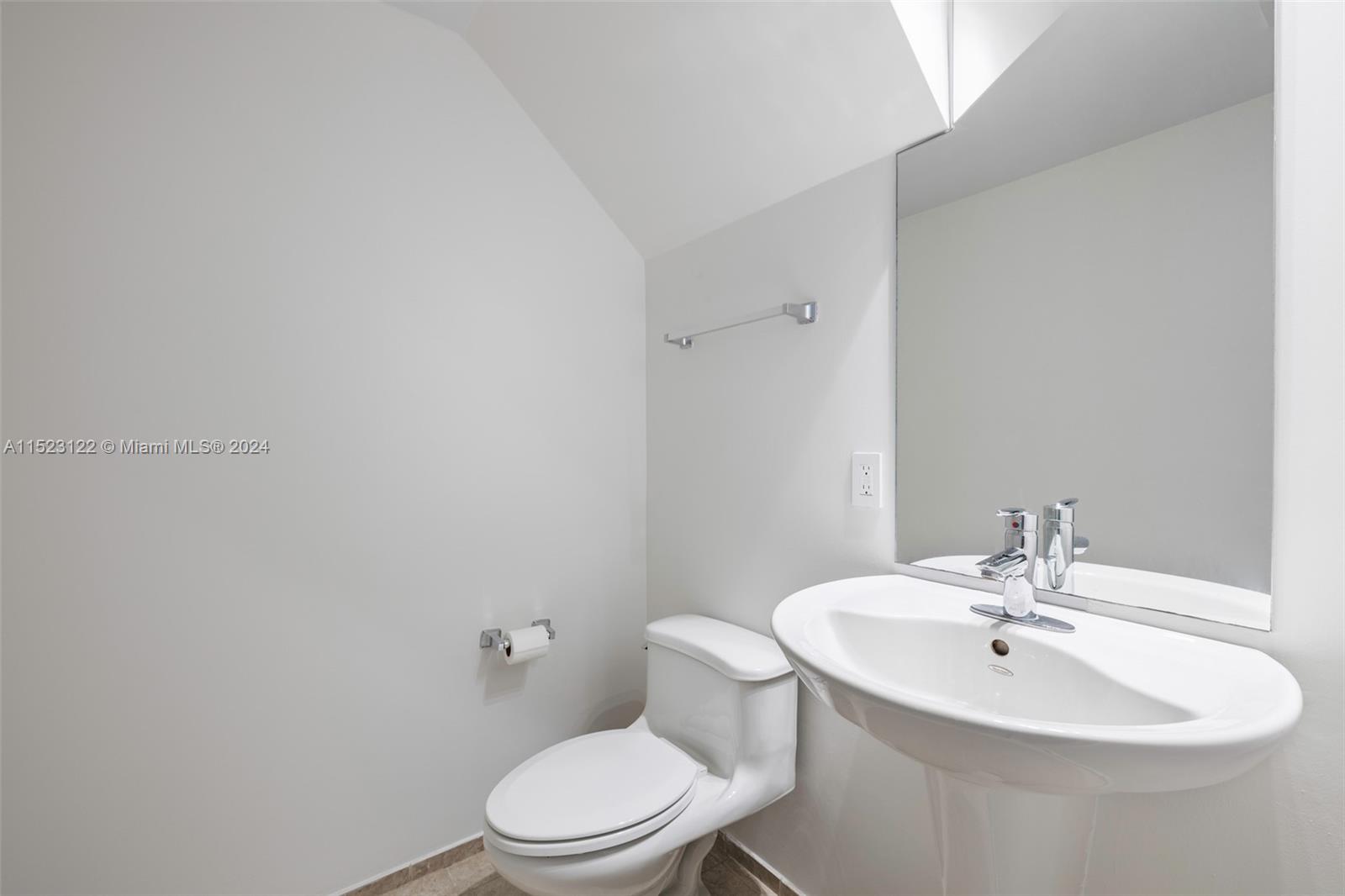 60 SW 13th St # 2413