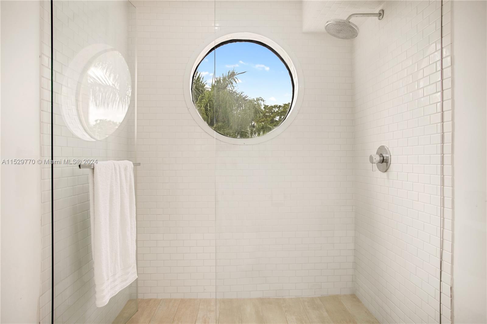 1700 S Bayshore Ln # 3A