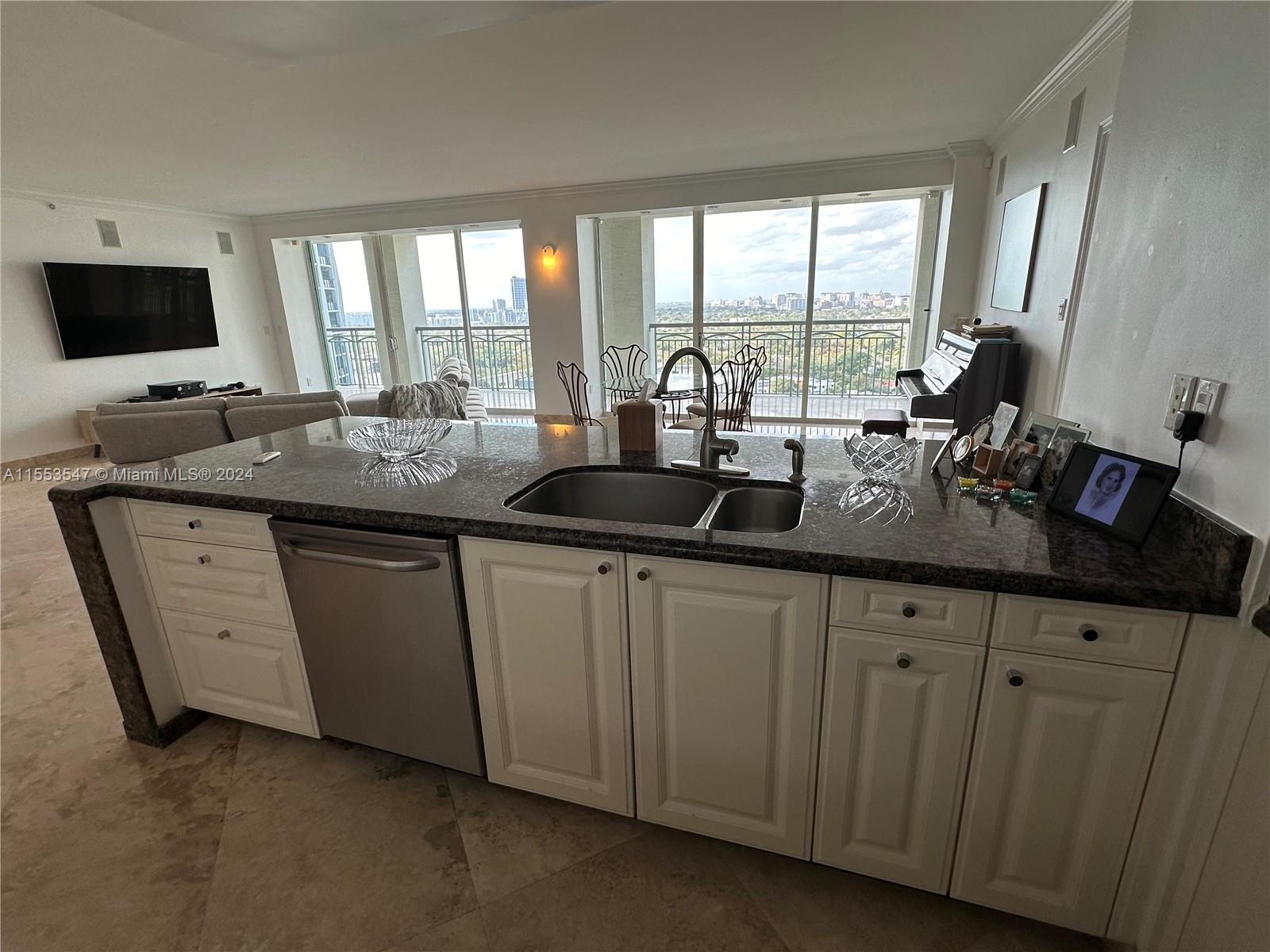 3400 SW 27th Ave # 1805