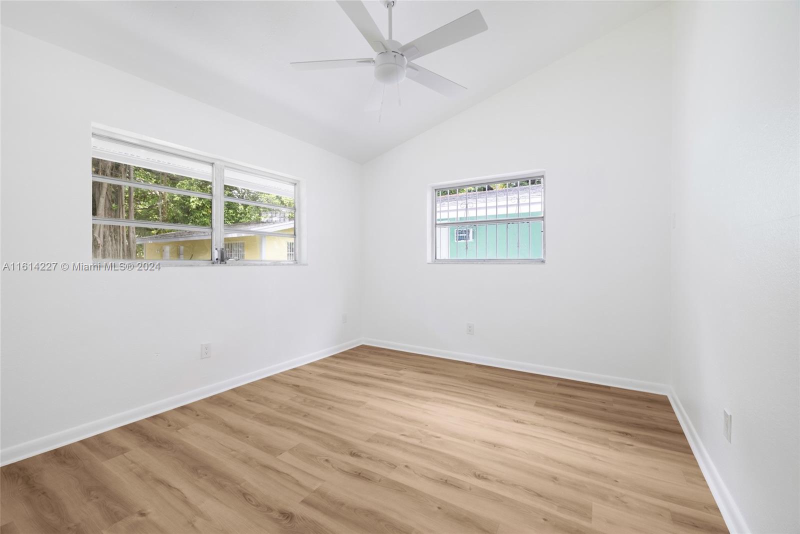 3046 Bird Ave # 3046