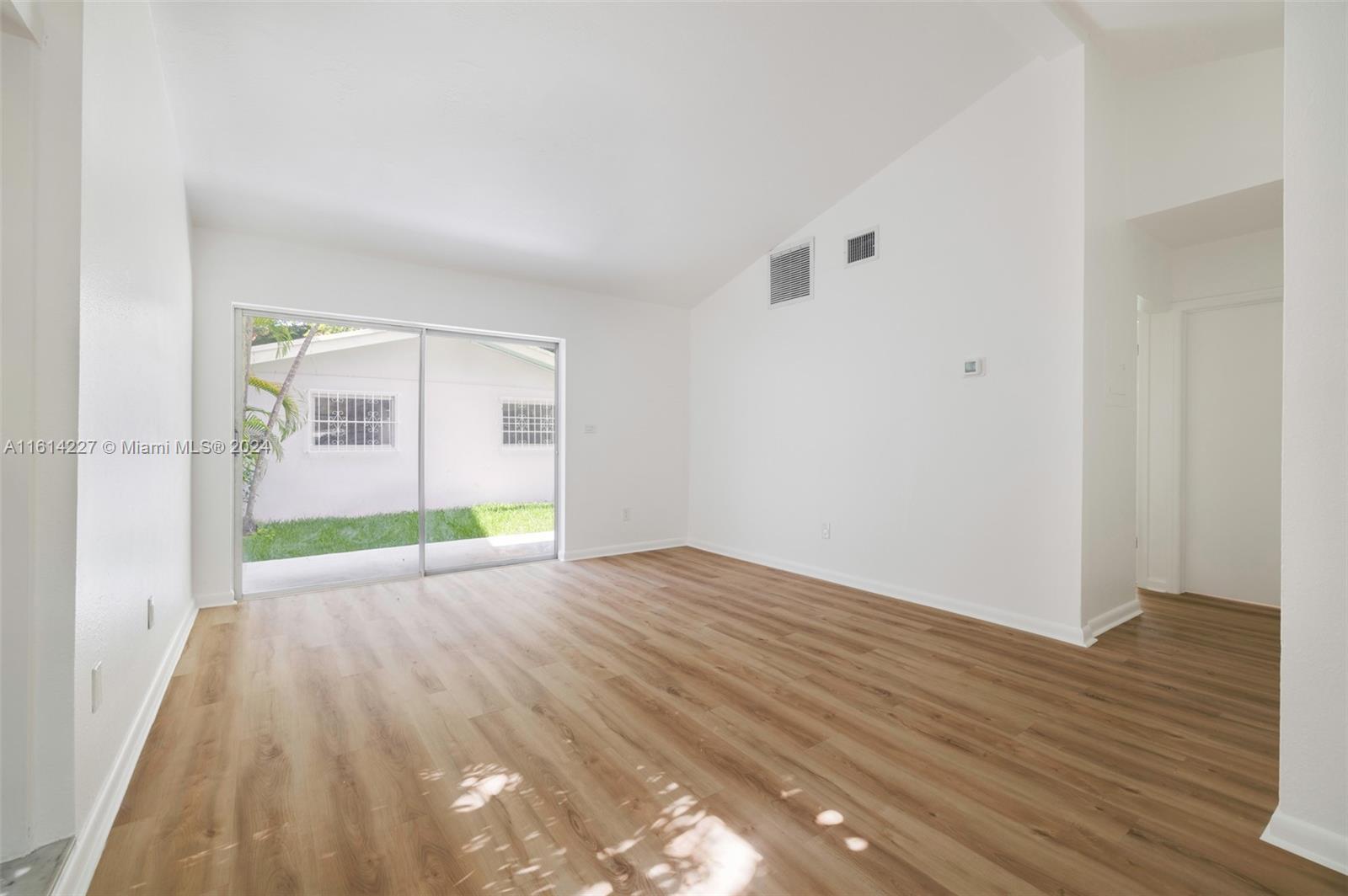 3046 Bird Ave # 3046