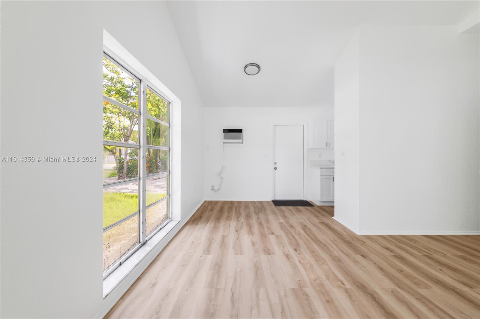 3048 Bird Ave # 3048