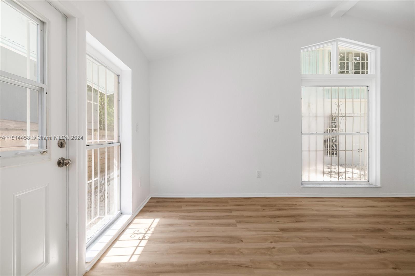 3052 Bird Ave # 3052