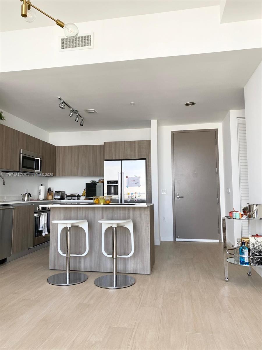 201 SW 17th Rd # 903