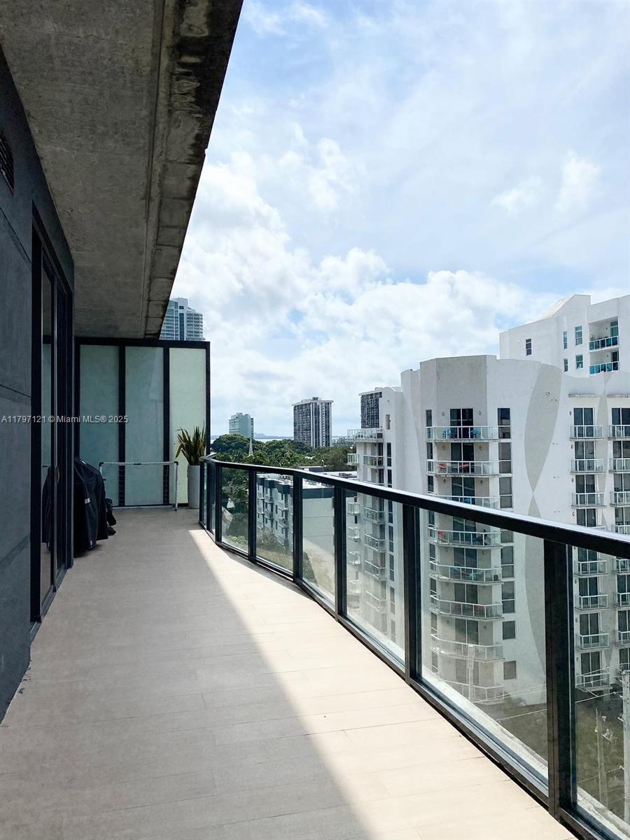 201 SW 17th Rd # 903