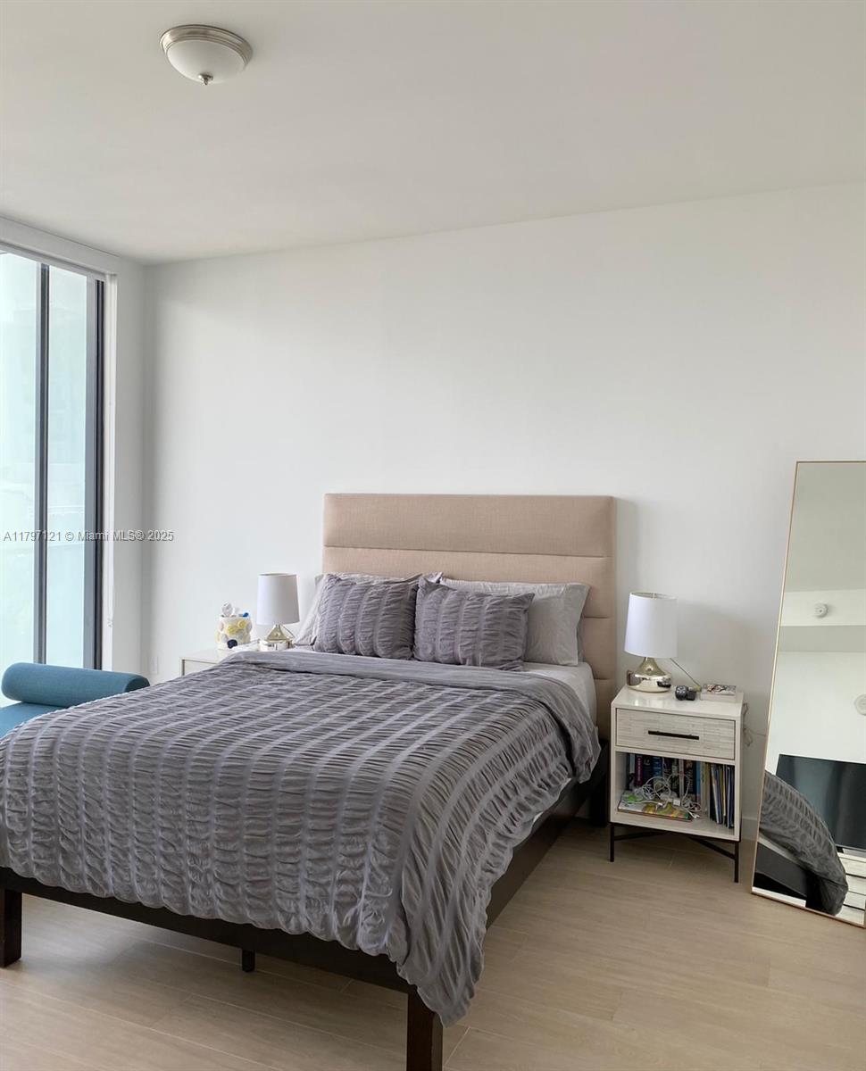 201 SW 17th Rd # 903