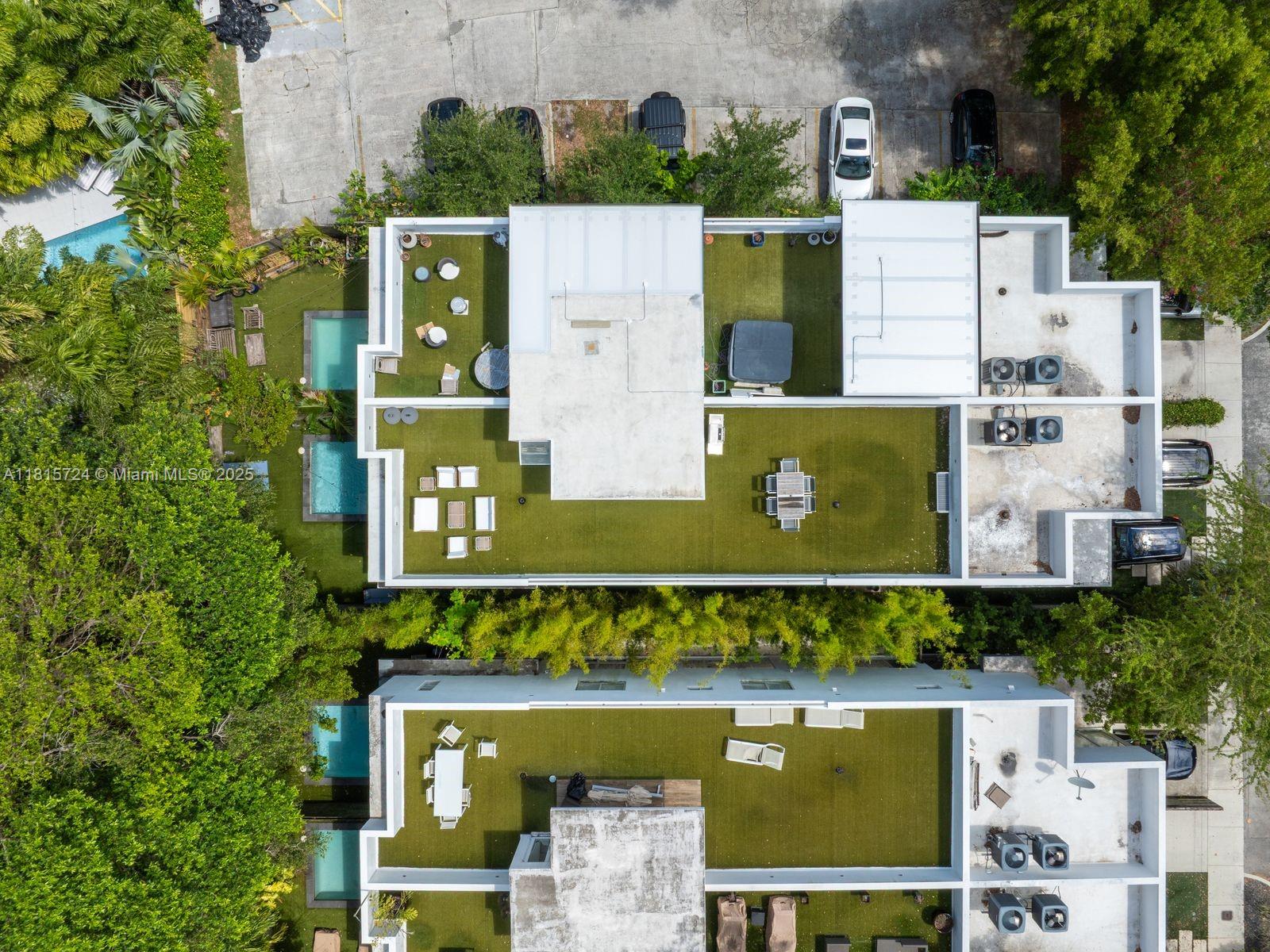 2908 Virginia St # 2908