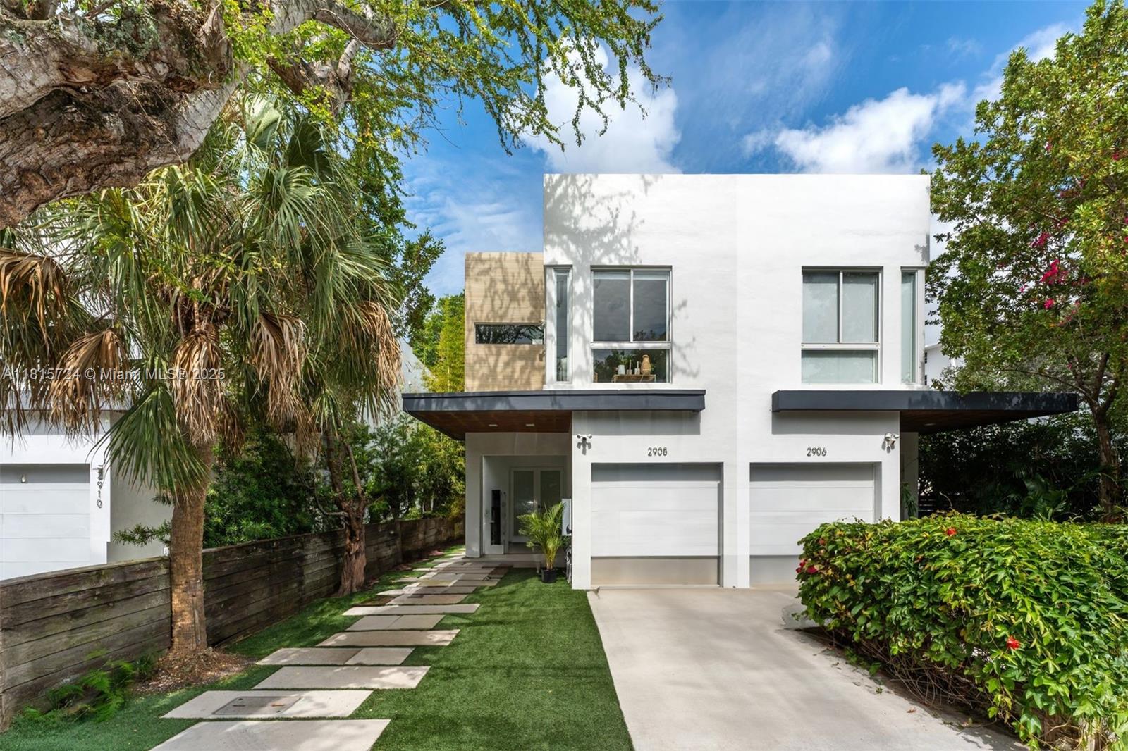 2908 Virginia St # 2908