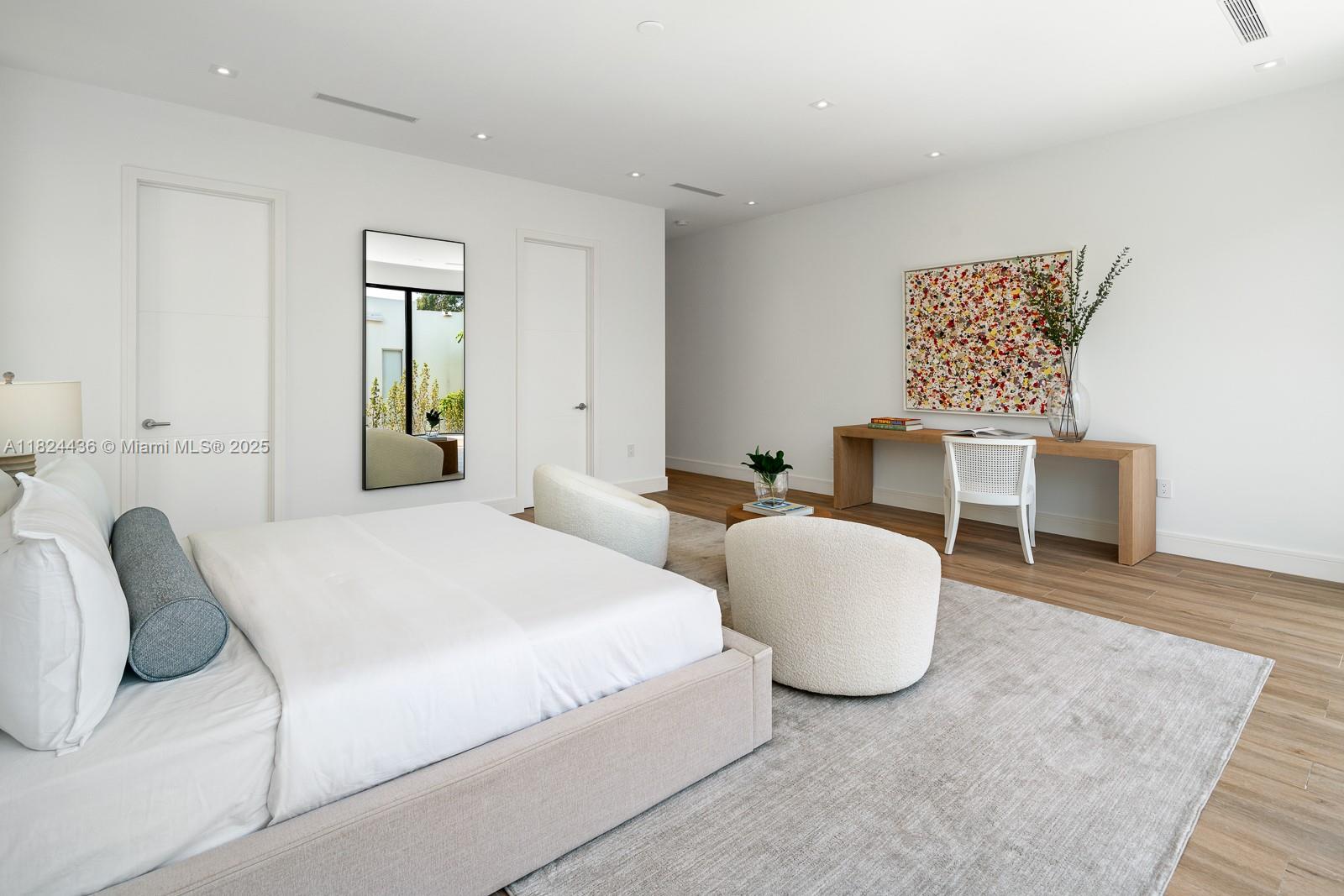 2978 Coconut Ave # 2978