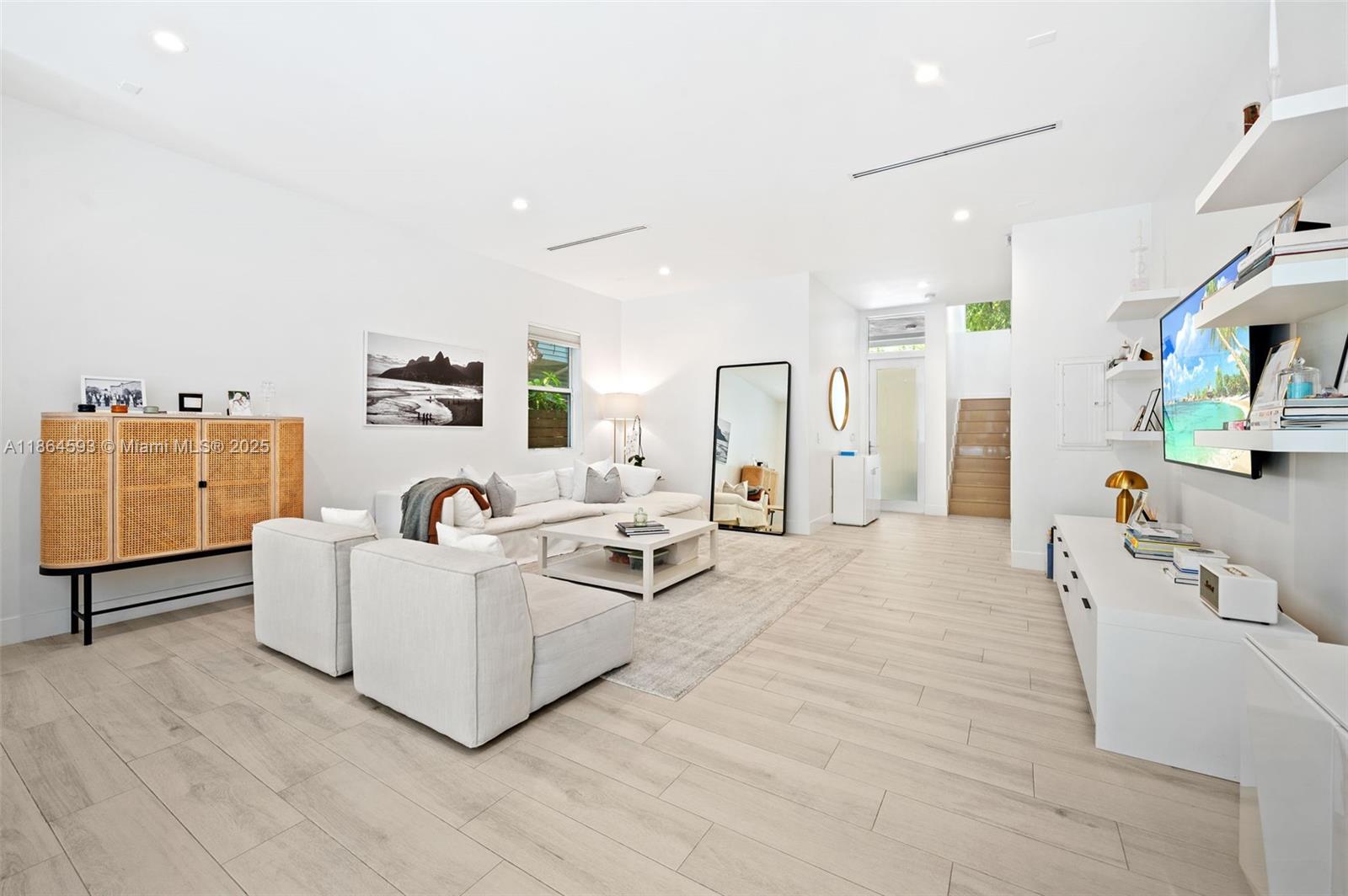 3129 Matilda St # 3129, Miami Unit: 3129