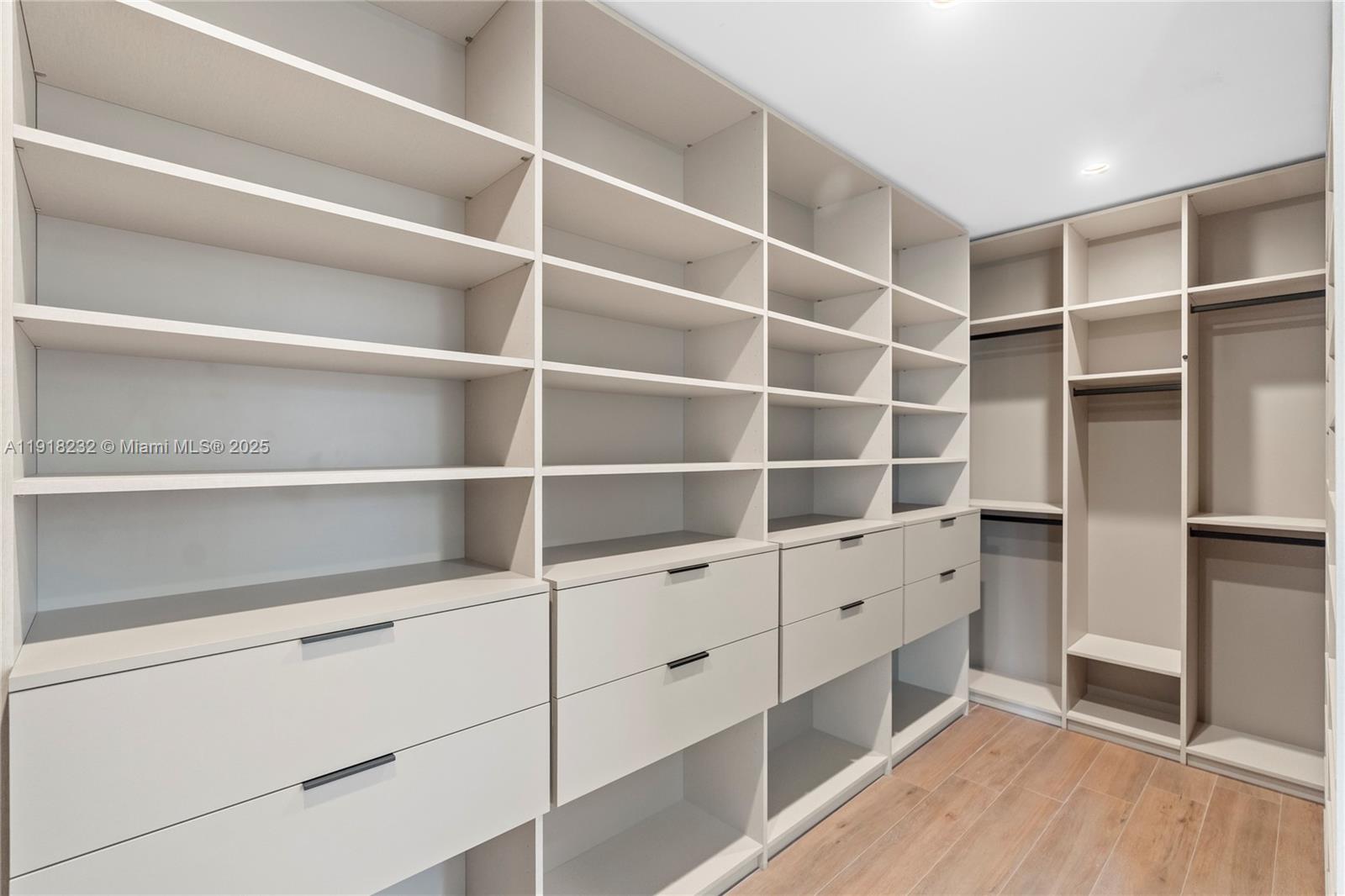 3026 Aviation Ave # 1