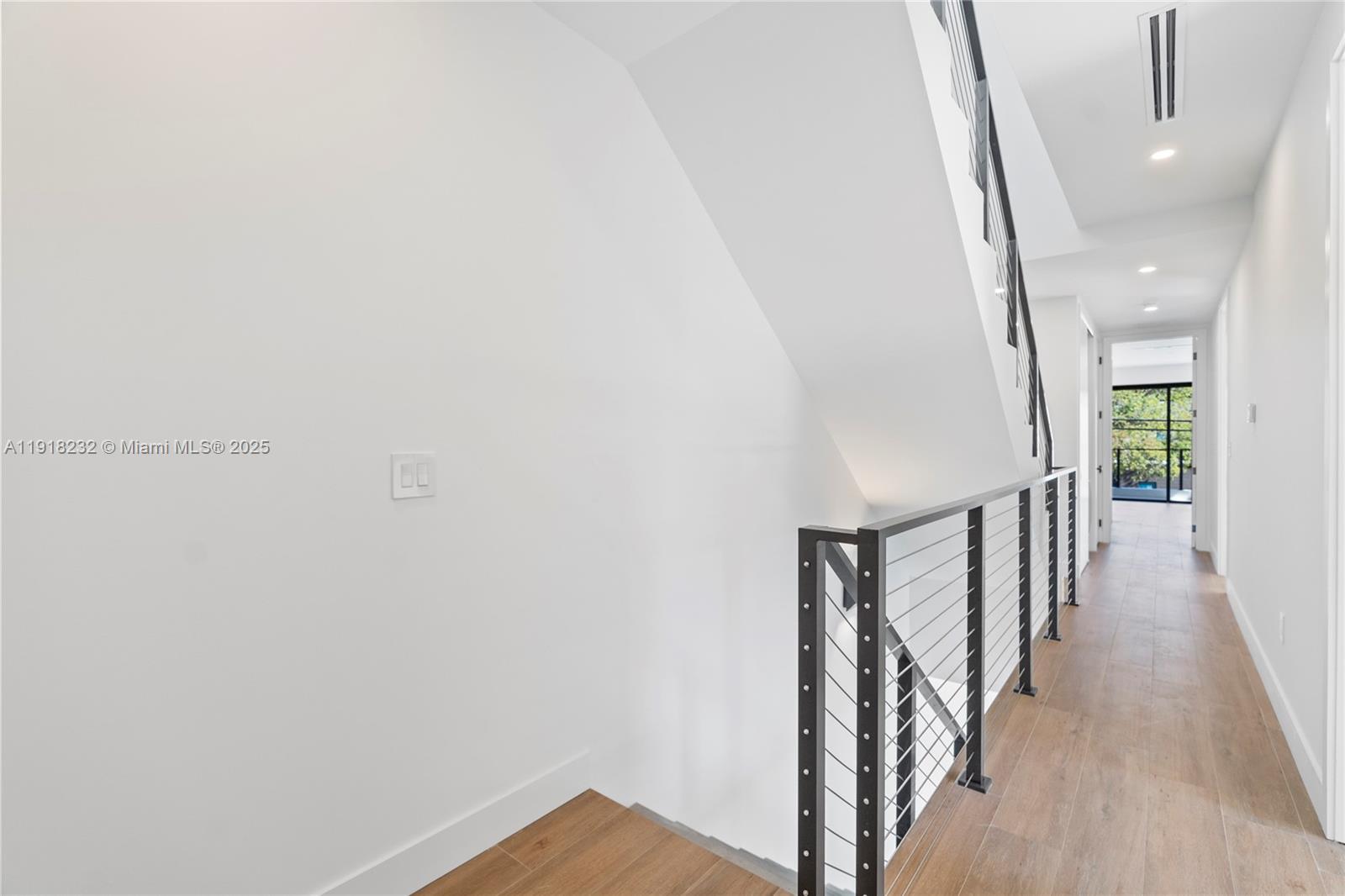 3026 Aviation Ave # 1