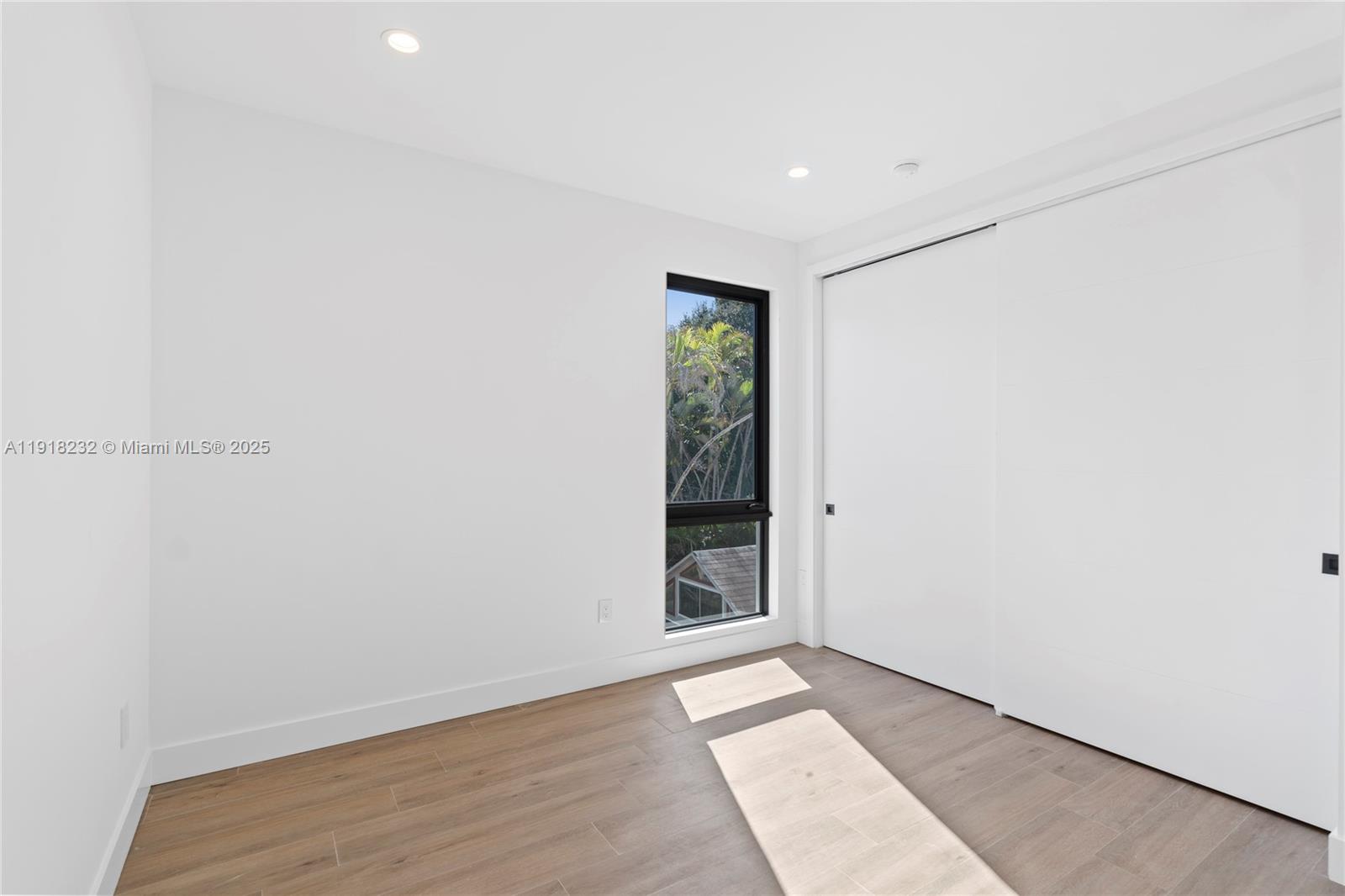 3026 Aviation Ave # 1