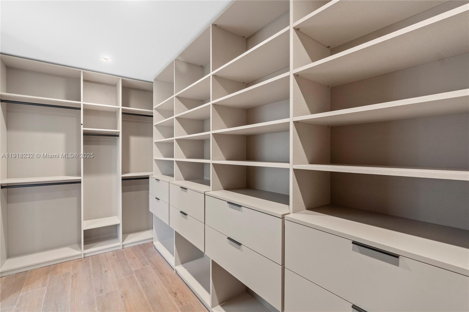 3026 Aviation Ave # 1