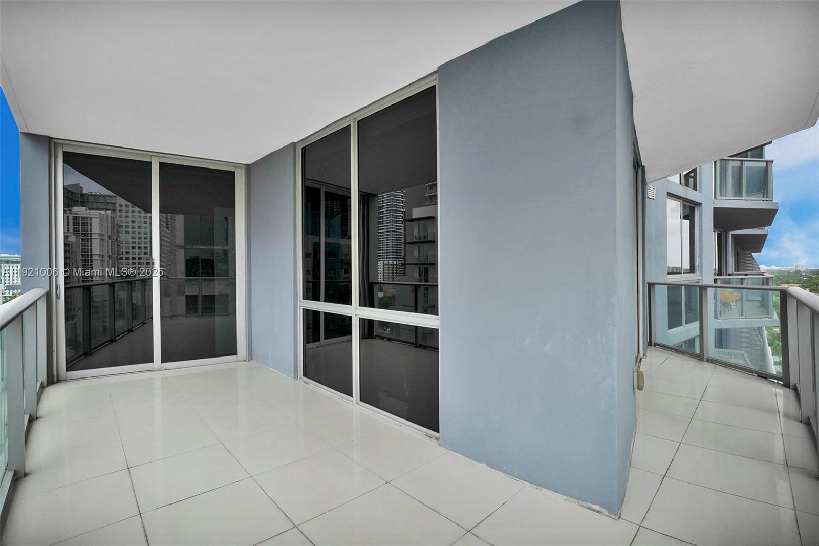 1010 SW 2nd Ave # 1004