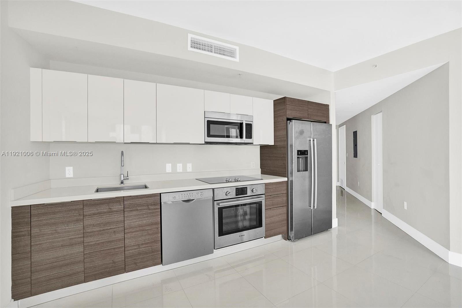 1010 SW 2nd Ave # 1004