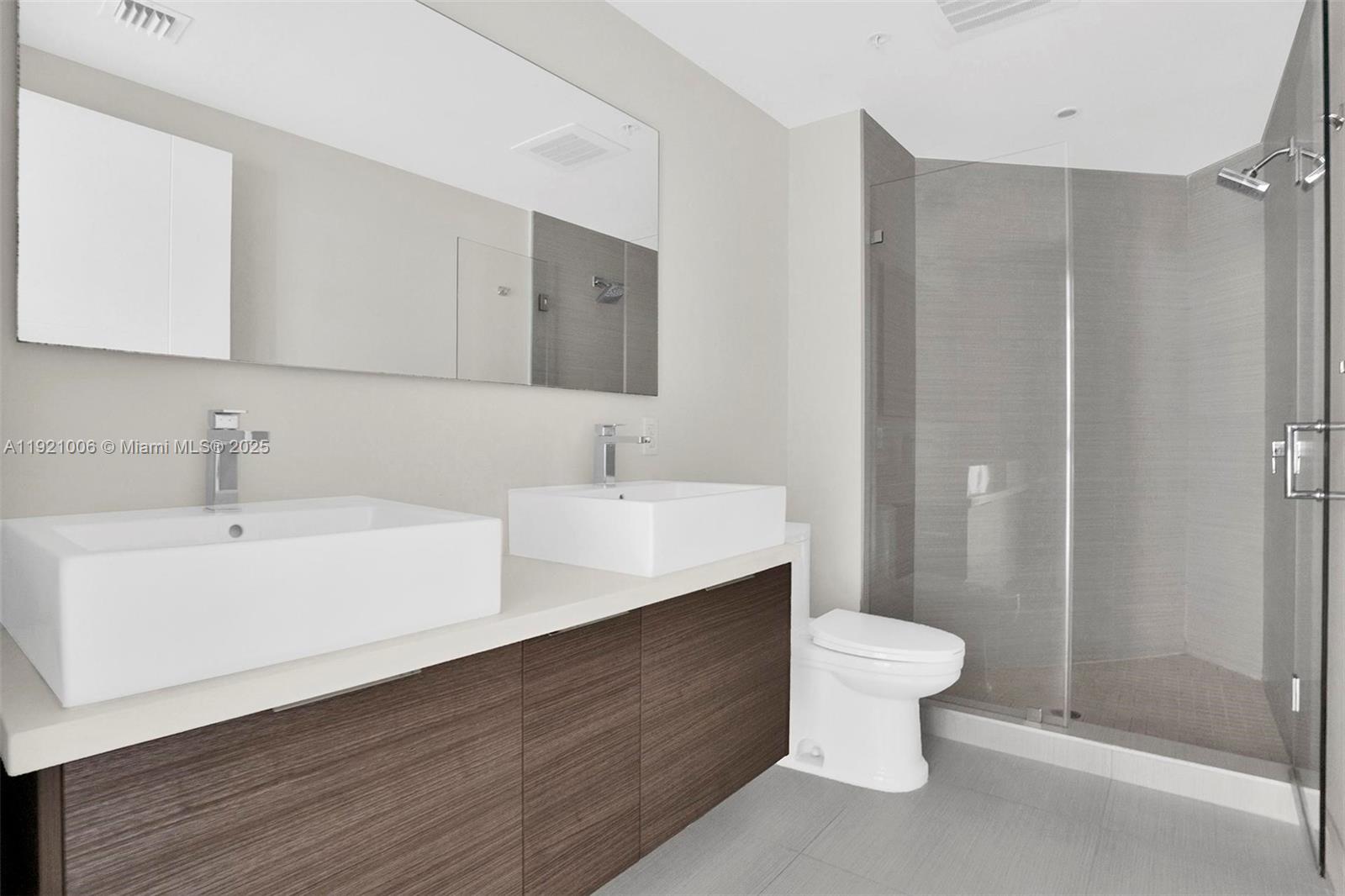 1010 SW 2nd Ave # 1004