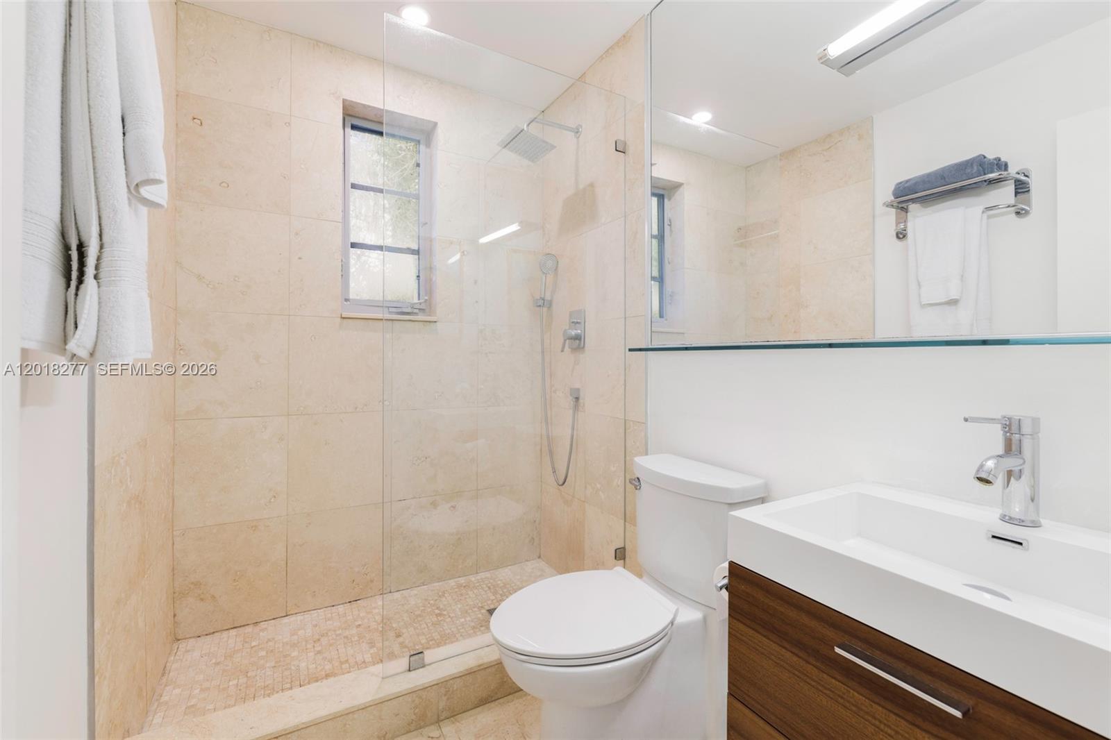 1551 Lenox Ave # 8