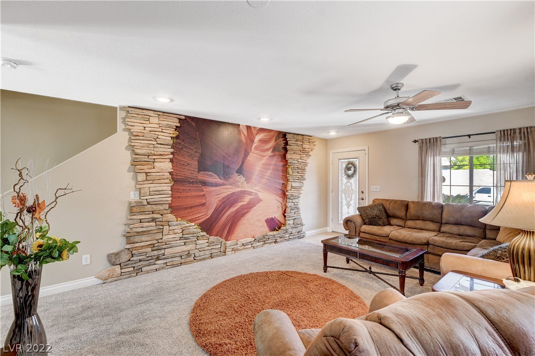 10433 Vinson Point Avenue