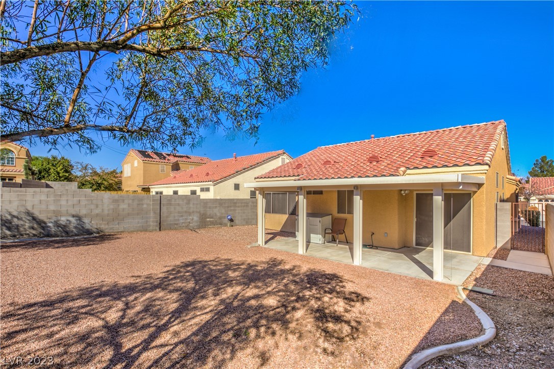 8005 Verde Springs Drive