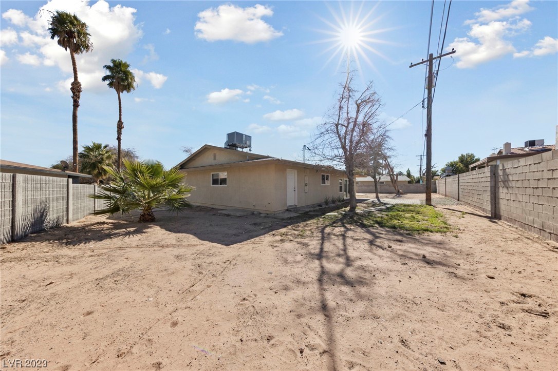 4465 Denia Circle