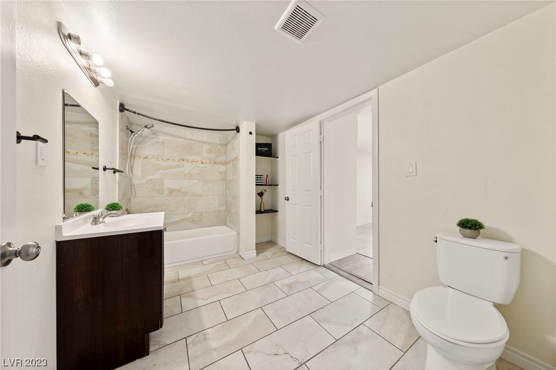 4465 Denia Circle