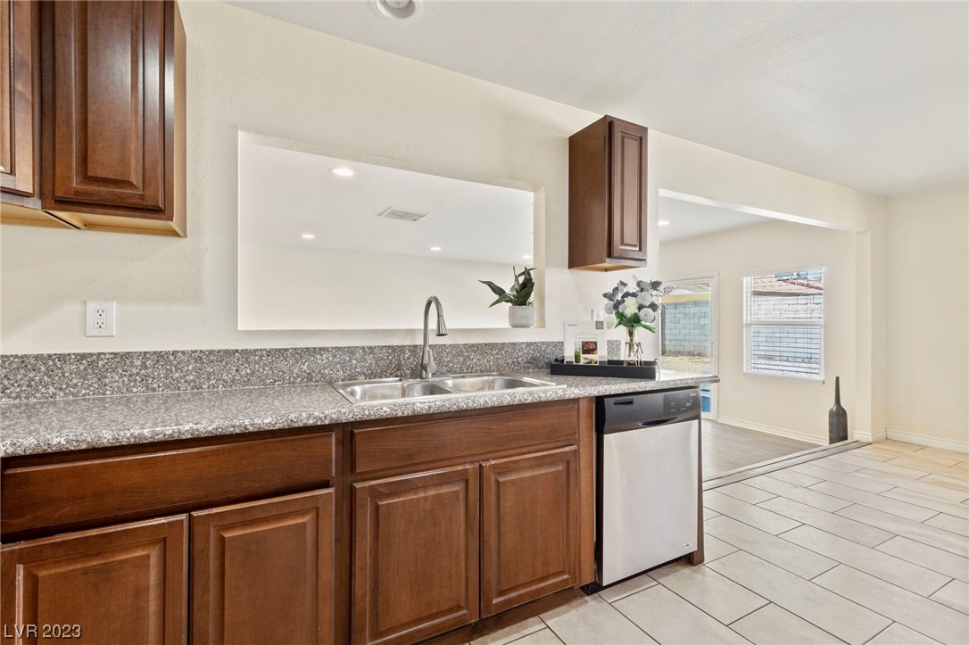 4465 Denia Circle