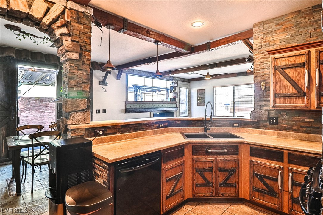 224 Favorable Court