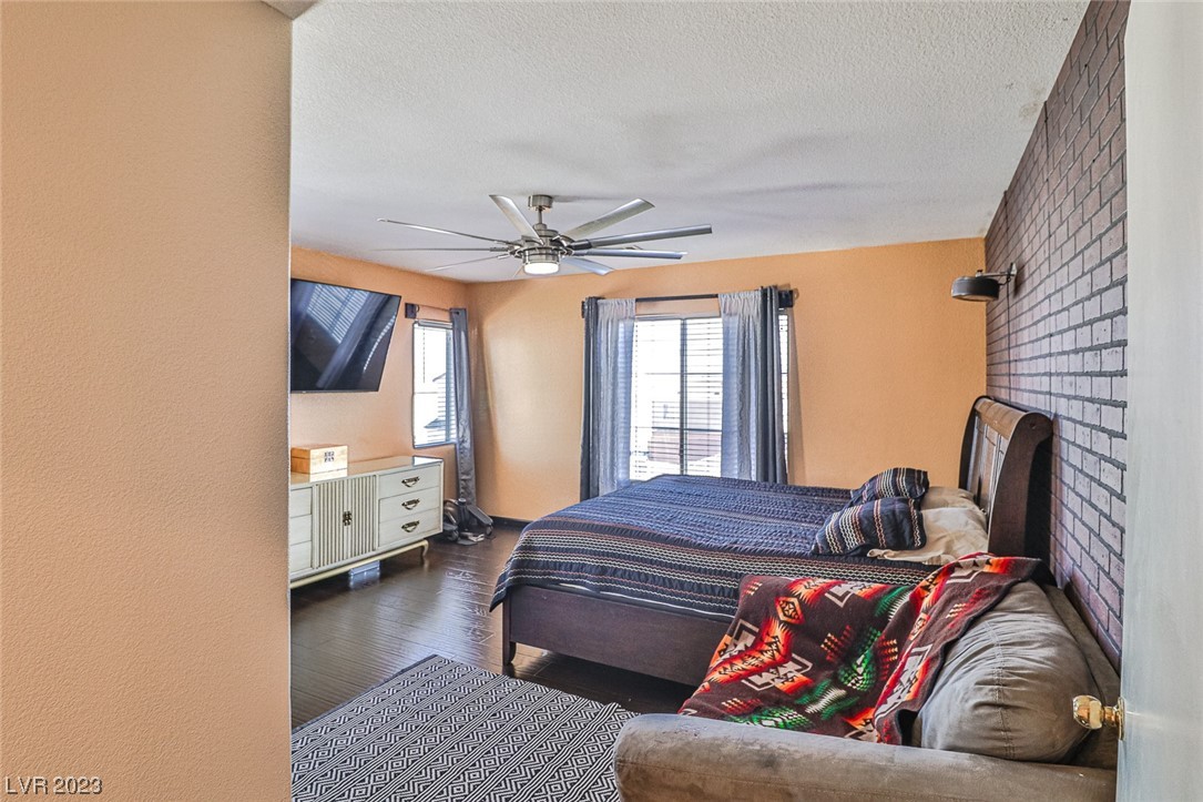 224 Favorable Court