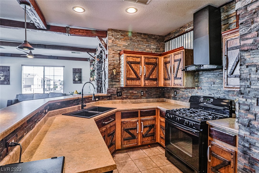 224 Favorable Court
