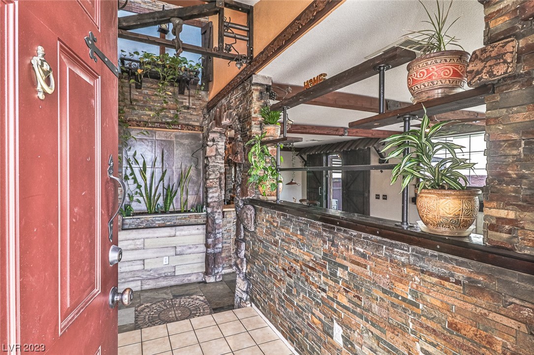 224 Favorable Court