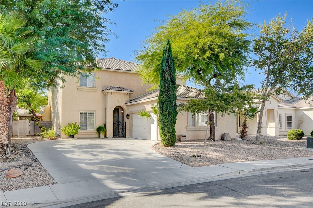 5317 Coral Hills Street