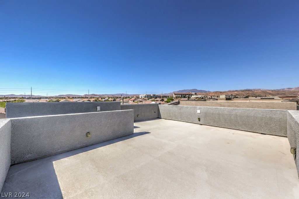 8027 Haywood Estate Avenue