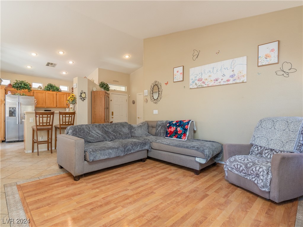 5288 Dakotah Pointe Court