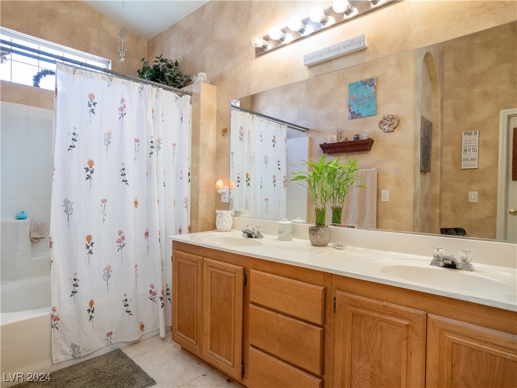 5288 Dakotah Pointe Court