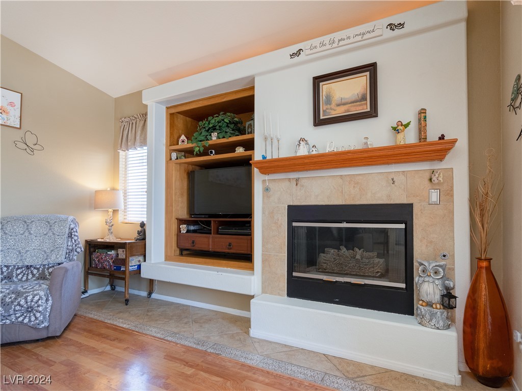 5288 Dakotah Pointe Court