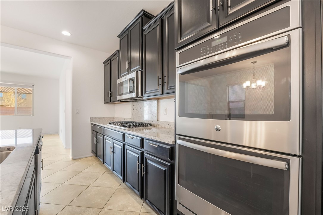 8103 LENNOX VIEW Lane