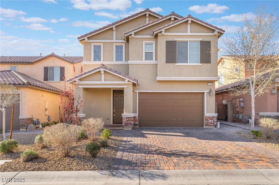 8103 LENNOX VIEW Lane
