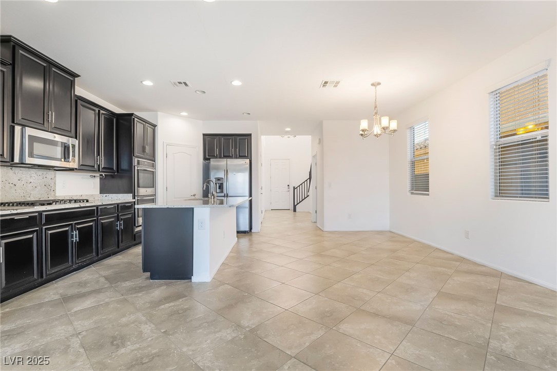 8103 LENNOX VIEW Lane