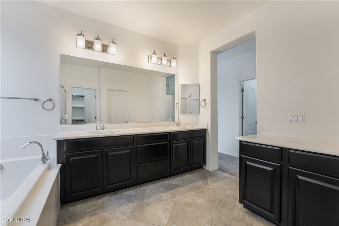 8103 LENNOX VIEW Lane