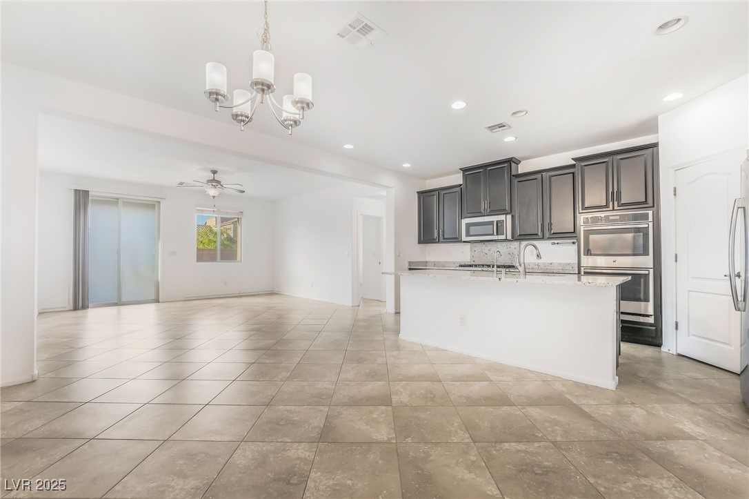 8103 LENNOX VIEW Lane